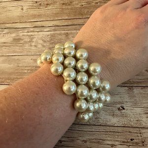 Vintage Glass Bead Pearl-Like Bracelet - 7"